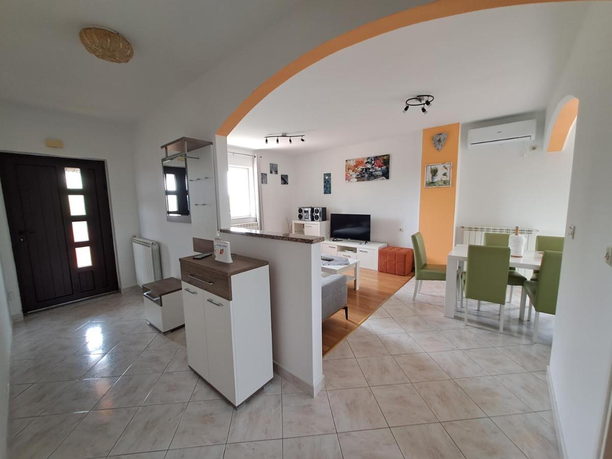 House Marko Sumber Exterior photo